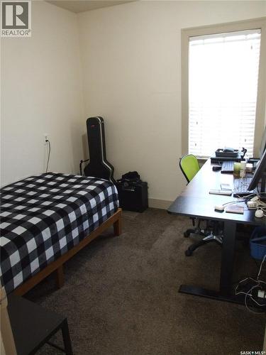 115 1St Street E, Leader, SK - Indoor Photo Showing Bedroom