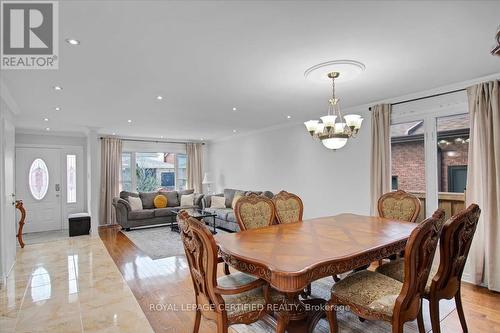 35 Trenholme Crescent, Hamilton, ON - Indoor Photo Showing Dining Room