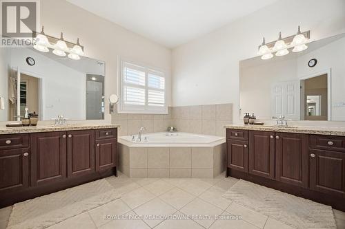 5221 Adobe Court, Mississauga, ON - Indoor Photo Showing Bathroom