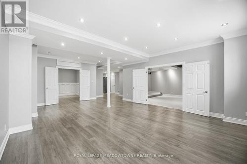 5221 Adobe Court, Mississauga, ON - Indoor