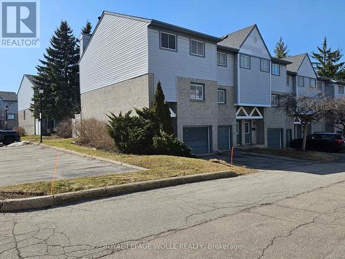 43 - 589 Beechwood Drive, Waterloo, ON - Outdoor