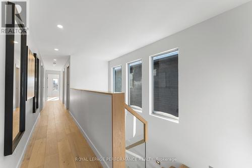 426 Avondale Avenue, Ottawa, ON - Indoor Photo Showing Other Room