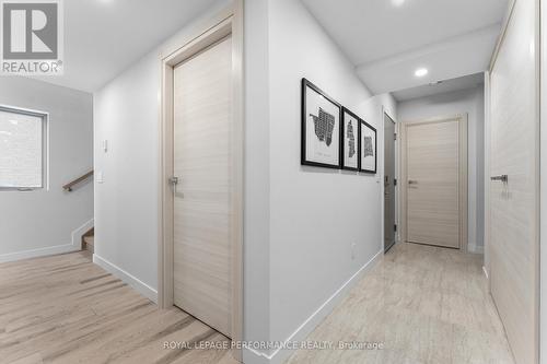 426 Avondale Avenue, Ottawa, ON - Indoor Photo Showing Other Room