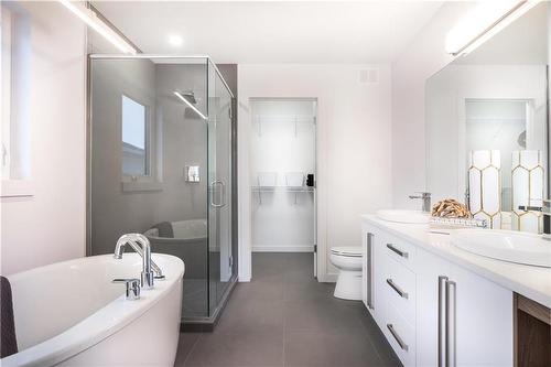 19 Raven Road, Winnipeg, MB - Indoor Photo Showing Bathroom