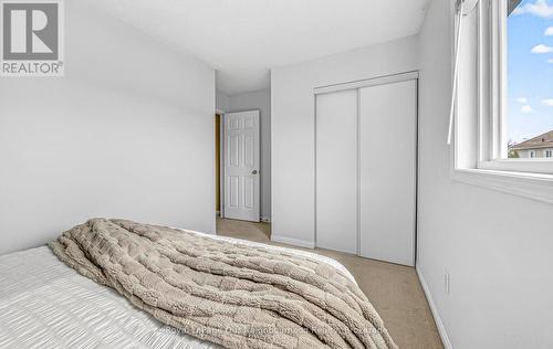 1581 Sarasota Crescent, Oshawa (Samac), ON 