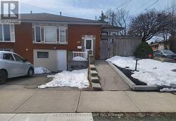 467 LIMERIDGE ROAD W  Hamilton, ON L9C 2V7