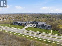 2300 UPPER MIDDLE Road W Unit# 304 Oakville, ON L6M 0T4