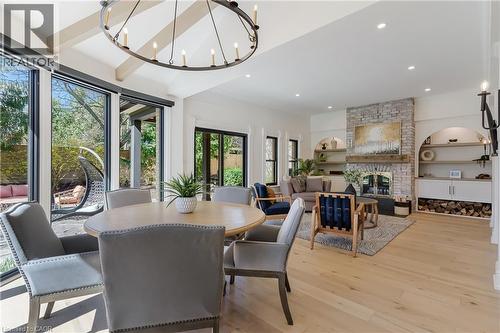 24 Park Avenue, Cambridge, ON - Indoor Photo Showing Dining Room
