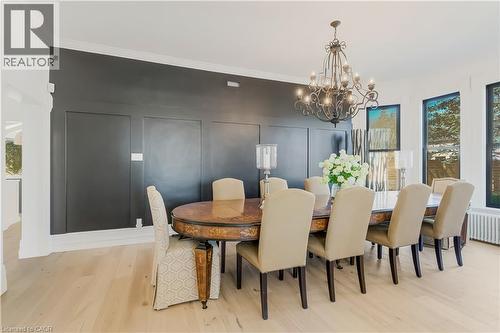 24 Park Avenue, Cambridge, ON - Indoor Photo Showing Dining Room