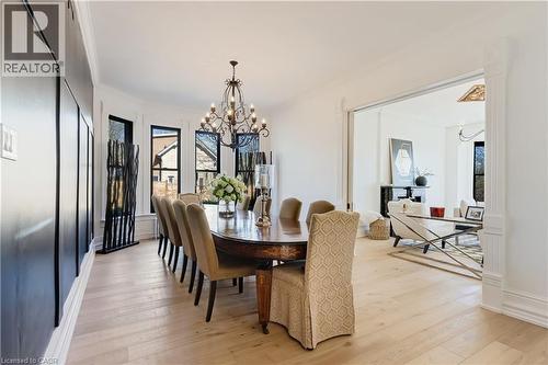 24 Park Avenue, Cambridge, ON - Indoor Photo Showing Dining Room