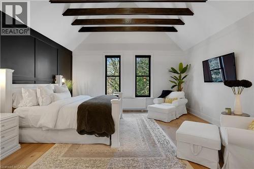 24 Park Avenue, Cambridge, ON - Indoor Photo Showing Bedroom
