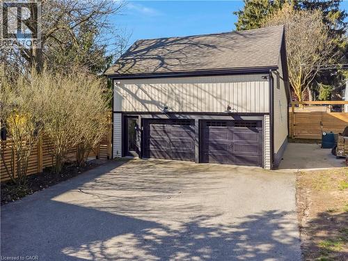 24 Park Avenue, Cambridge, ON - Outdoor