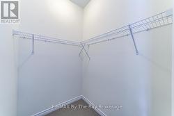 Walk-In Closet - 