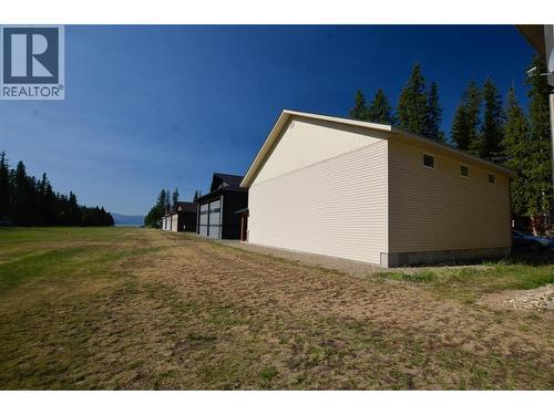 Built to accommodate an airstrip side door. - 19-3453 Cessna Road, Enderby, BC - Outdoor With Exterior