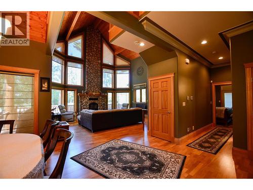 The views from inside anywhere are delightful in this home! - 19-3453 Cessna Road, Enderby, BC - Indoor
