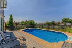 10 HOLDEN COURT Whitby, ON L1N 9A1