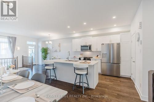 45 Moosonee Crescent, Ottawa, ON - Indoor Photo Showing Other Room