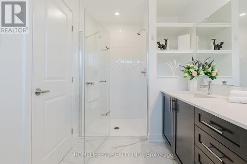 45 Moosonee Crescent, Ottawa, ON - Indoor Photo Showing Bathroom