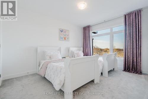 45 Moosonee Crescent, Ottawa, ON - Indoor Photo Showing Bedroom