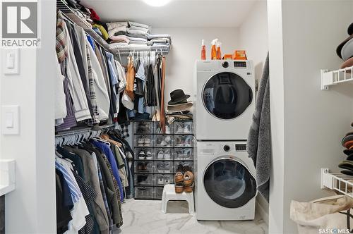 633 Brighton Gate, Saskatoon, SK - Indoor Photo Showing Laundry Room