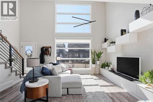 633 Brighton Gate, Saskatoon, SK - Indoor