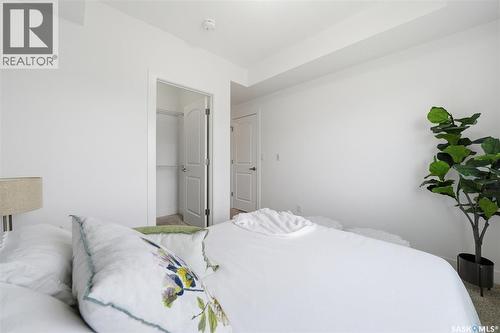 212 770 Childers Crescent, Saskatoon, SK - Indoor Photo Showing Bedroom