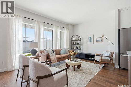 22 720 Brighton Boulevard, Saskatoon, SK - Indoor Photo Showing Living Room