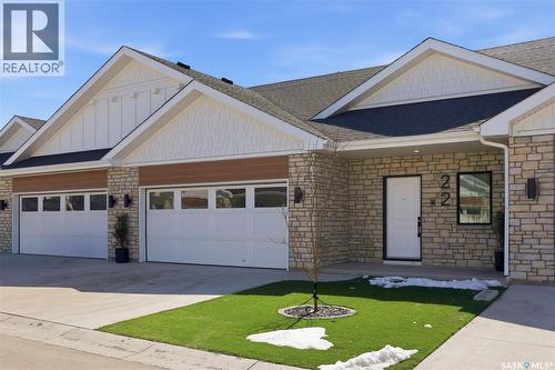 22 720 Brighton Boulevard, Saskatoon, SK - Outdoor