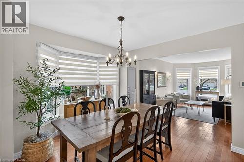 1151 Campbell Court, Burlington, ON - Indoor Photo Showing Dining Room