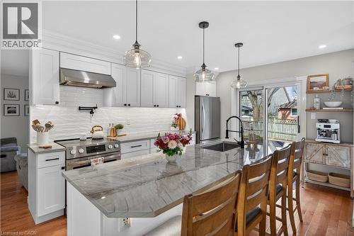 1151 Campbell Court, Burlington, ON - Indoor Photo Showing Kitchen With Upgraded Kitchen