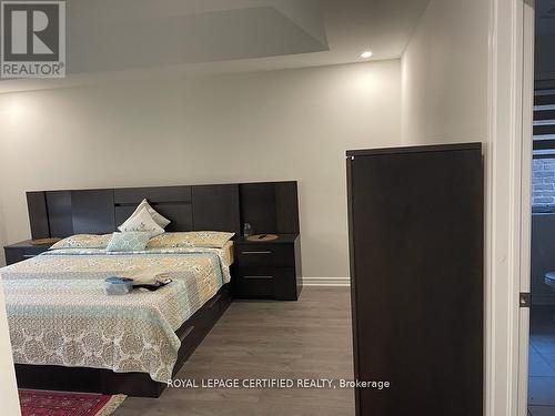 9 Affusion Road E, Brampton, ON - Indoor Photo Showing Bedroom