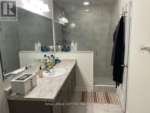 9 Affusion Road E, Brampton, ON - Indoor Photo Showing Bathroom