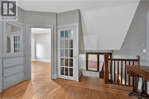 90 Blake Street, Hamilton, ON - Indoor Photo Showing Other Room