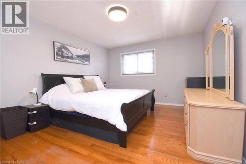 102 Elderwood Place, Brampton, ON - Indoor Photo Showing Bedroom