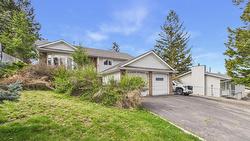 3208 Mount Royal Drive  Cranbrook, BC V1C 5R8