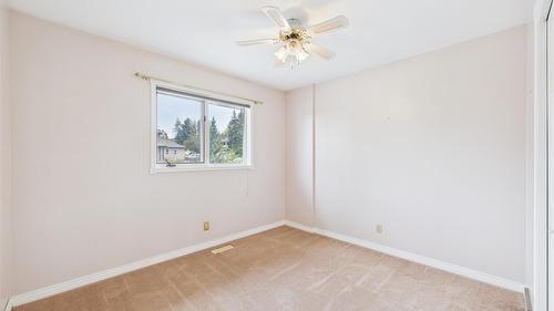 3208 Mount Royal Drive, Cranbrook, BC - Indoor Photo Showing Other Room