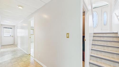 3208 Mount Royal Drive, Cranbrook, BC - Indoor Photo Showing Other Room