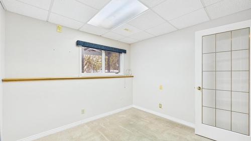 3208 Mount Royal Drive, Cranbrook, BC - Indoor Photo Showing Other Room