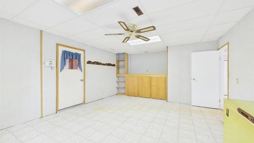 3208 Mount Royal Drive, Cranbrook, BC - Indoor Photo Showing Other Room