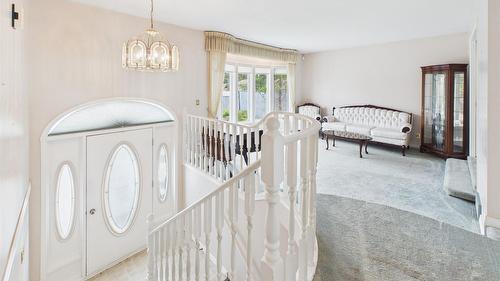 3208 Mount Royal Drive, Cranbrook, BC - Indoor Photo Showing Other Room