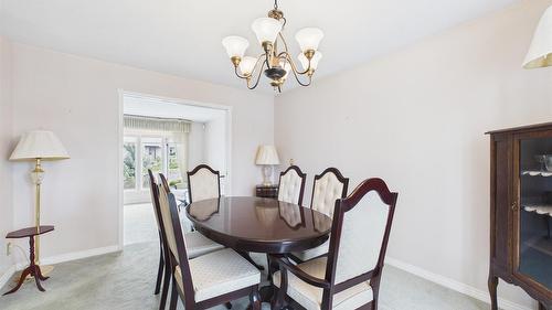 3208 Mount Royal Drive, Cranbrook, BC - Indoor Photo Showing Dining Room