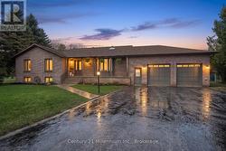 4 BLACKBURN AVENUE Clearview (Nottawa), ON L0M 1P0