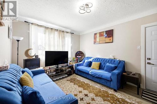 Unit #2 - 287 St Laurent Boulevard, Ottawa, ON - Indoor Photo Showing Living Room