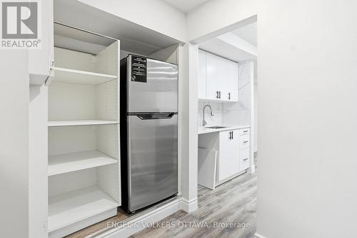 Unit #5 - 287 St Laurent Boulevard, Ottawa, ON - Indoor