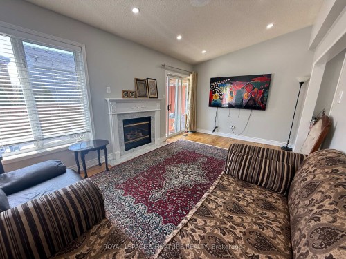 814 Golden Farmer Way, Mississauga, ON 