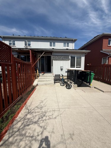 814 Golden Farmer Way, Mississauga, ON 