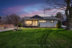 108 Allan Street Whitby, ON L1N 3S7