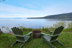 3640 East Rd Denman Island, BC V0R 1T0