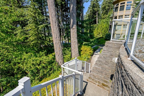 305-2275 Comox Ave, Comox, BC - Outdoor