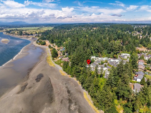 305-2275 Comox Ave, Comox, BC - Outdoor With View